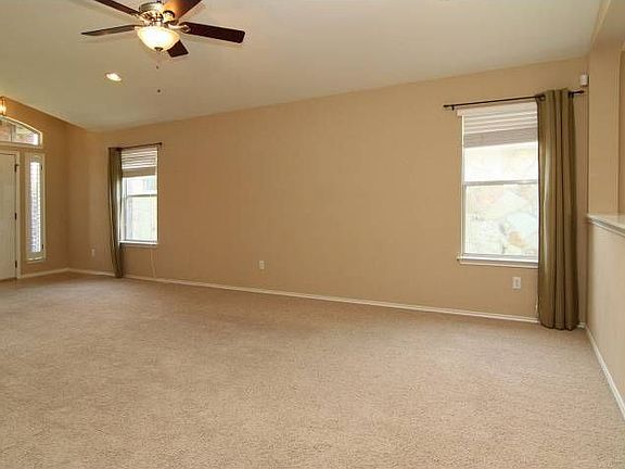 Entry Living
