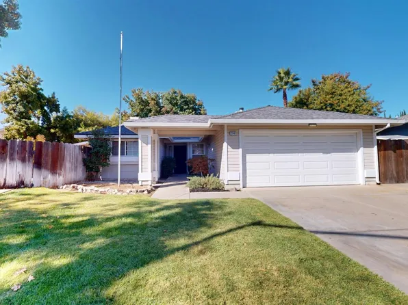 2141 Royal Wood Ln, Turlock, CA 95380