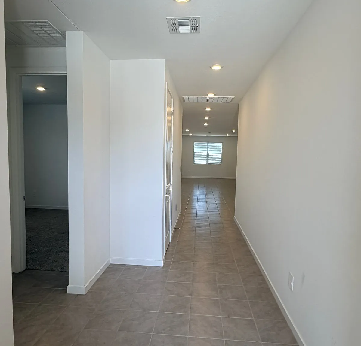 37406 West San Clemente Street — Photo 3