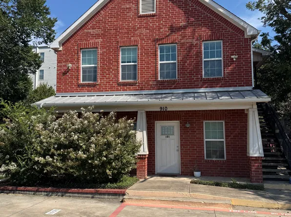 910 Fannin St #203, Denton, TX 76201