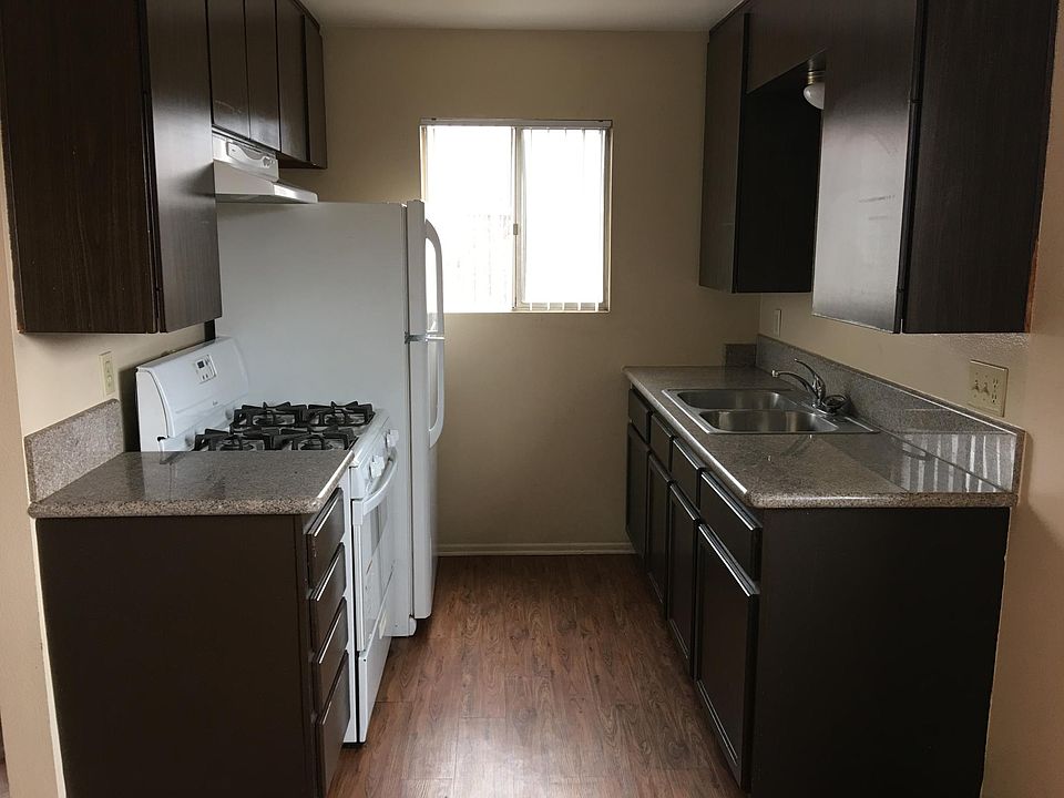 1st image of 6418 Hummingbird St APT 102