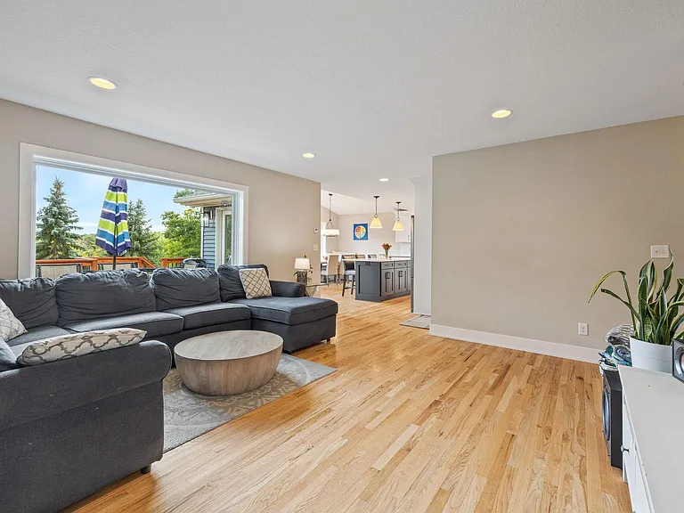 7080 Redwing Ln — Photo 15