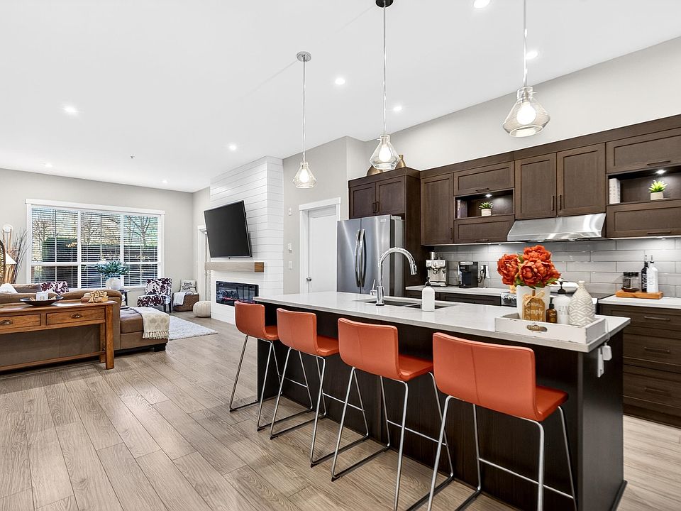 1st image of 12367 224th St #103