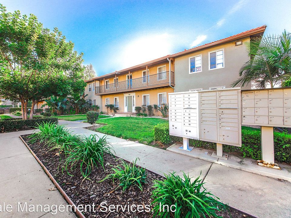 1st image of 516 W Fernfield Dr Unit A