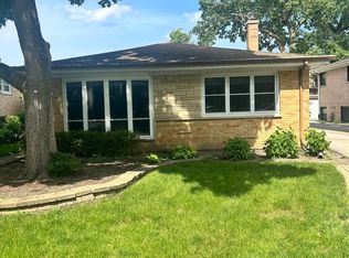 149 Linden Ave, Glencoe, IL