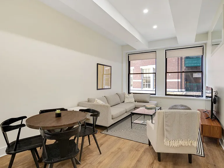The Ledger Residences — Photo 91