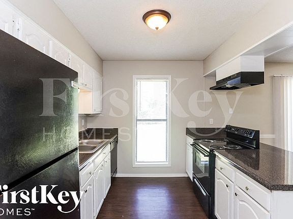4th image of 4515 Fawn Hollow Cir W