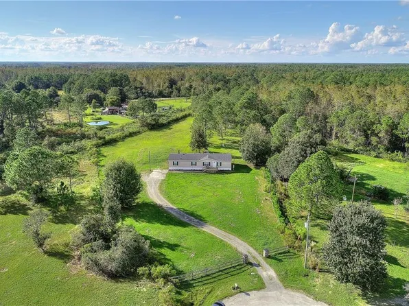 8647 Cross Creek Rd, Polk City, FL 33868