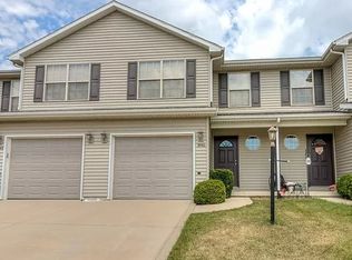 3446 Stoneway Ct, Champaign, IL 61822