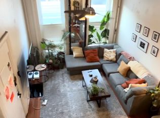 2004 Spring Garden St APT 1F, Philadelphia, PA 19130