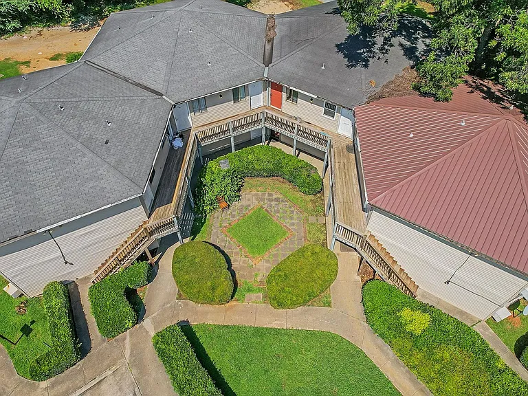 3801 Triana Blvd SW — Photo 25