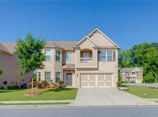 2408 Misty Ivy Ct, Buford, GA 30519