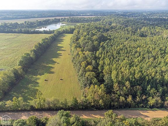 2nd image of 20 County Road 304