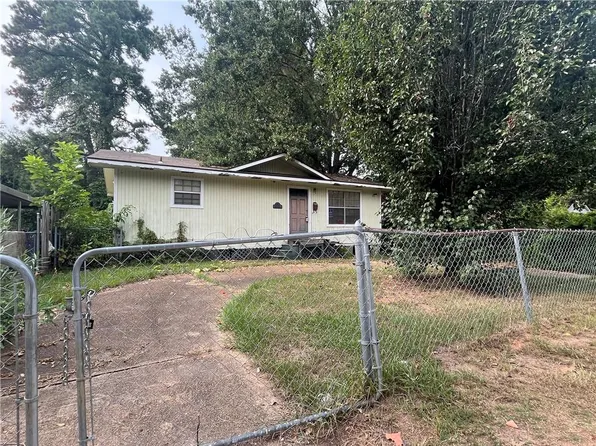 3220 Levin St, Alexandria, LA 71301