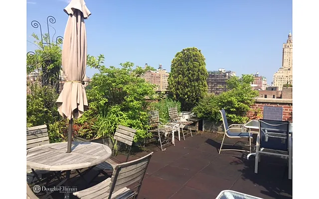 Sold by Douglas Elliman | media 15