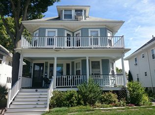 147 Manthorne Rd, West Roxbury, MA 02132