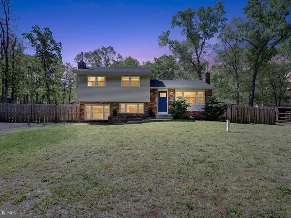206 Maple Dr, Browns Mills, NJ 08015