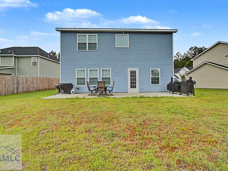 14 Herty Ln — Photo 35