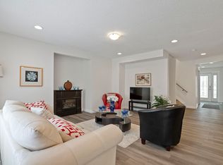 11918 68th St NW, Edmonton, AB T5B1P7