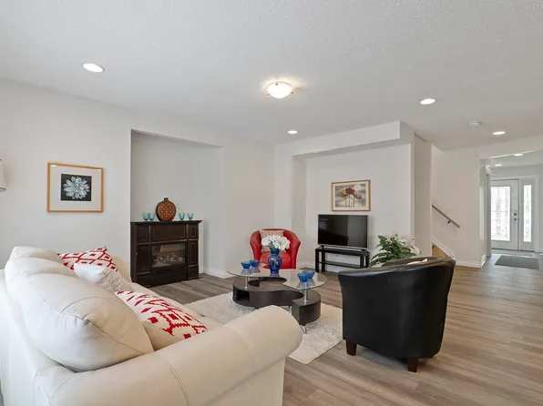 11918 68th St NW, Edmonton, AB T5B 1P7