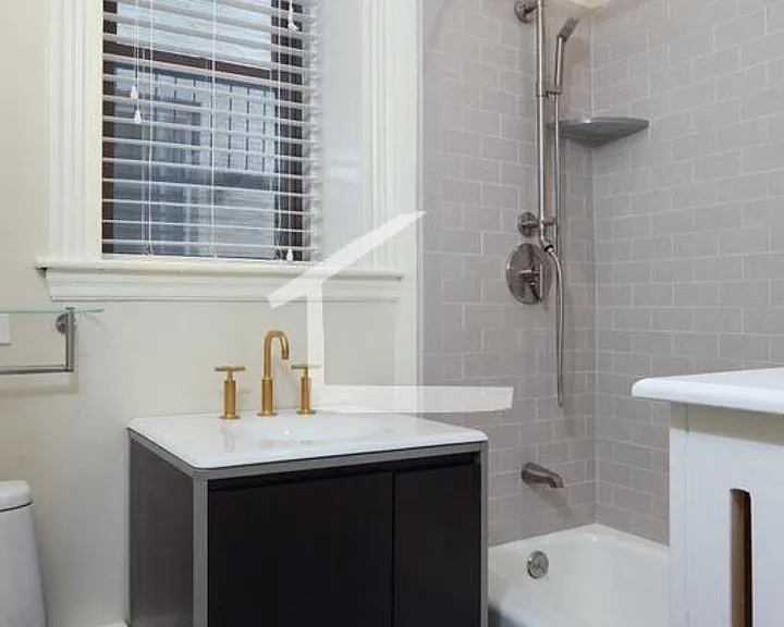 52 Charlesgate E #33 — Photo 3