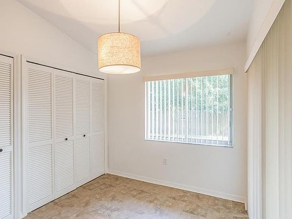 4th image of 5857 Blue Dahlia Way