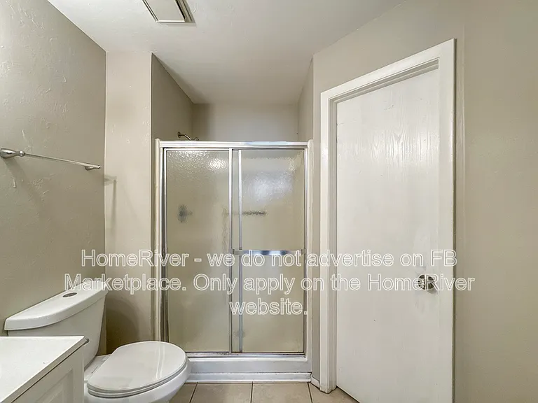 1720 SW 3rd Pl — Photo 13