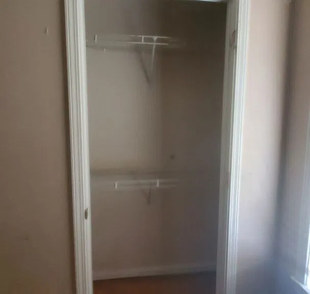 1084 Tara Dr — Photo 43
