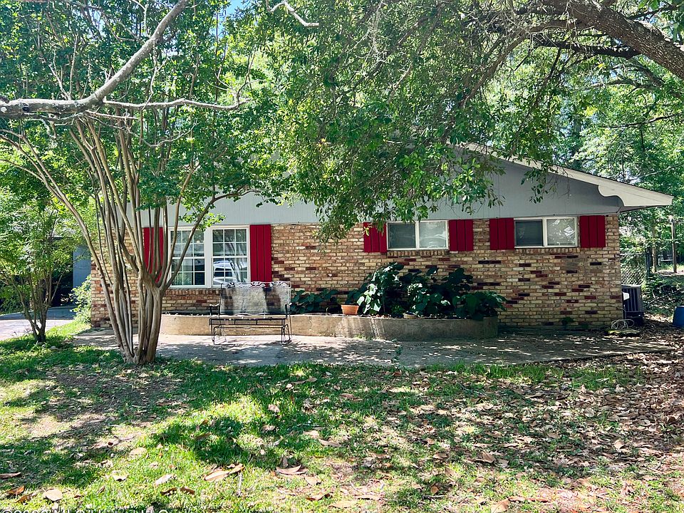 1st image of 217 Buena Vista Dr