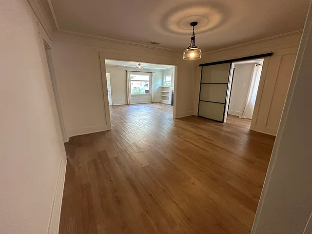 139 N Harvard Blvd — Photo 7