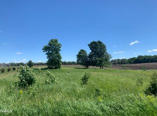 230 23rd Ave NE, Jamestown, ND 58401