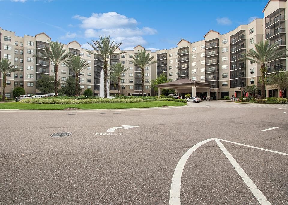1st image of 14501 GROVE RESORT AVENUE #1722