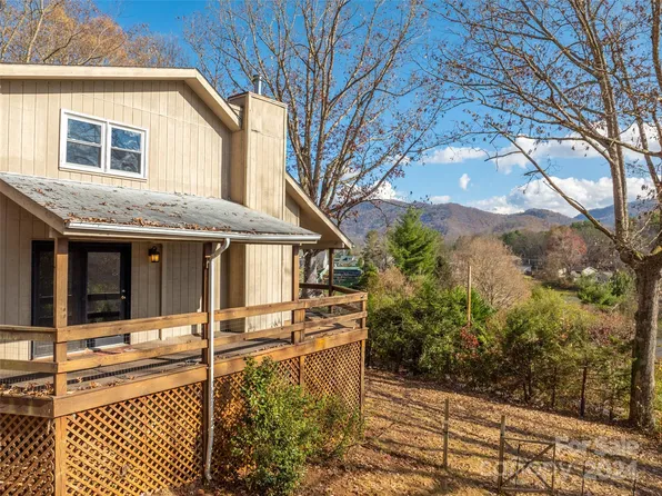 191 Leatherwood Rd, Waynesville, NC 28786