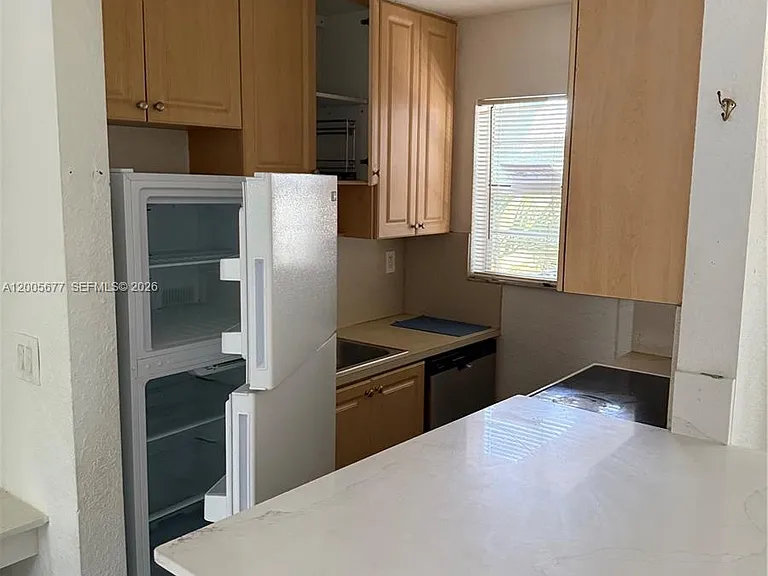 110 SE 2nd St #206 — Photo 2