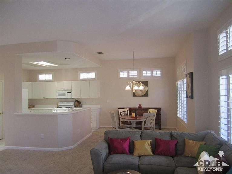 1st image of 78918 Waterford Ln