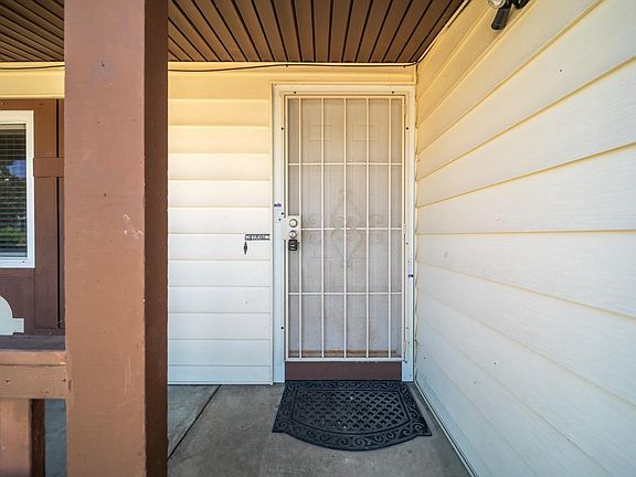 5th image of 1091 Hawk Lane