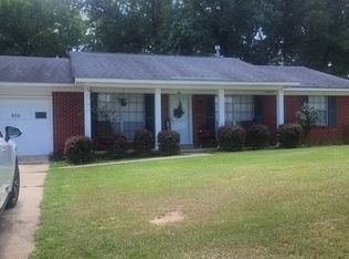 906 Skidmore Ave, Prattville, AL 36066