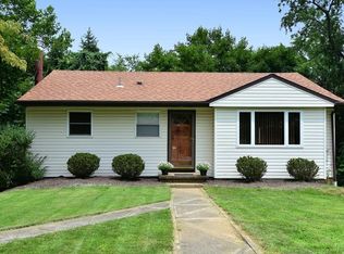 2307 California Dr, Allison Park, PA