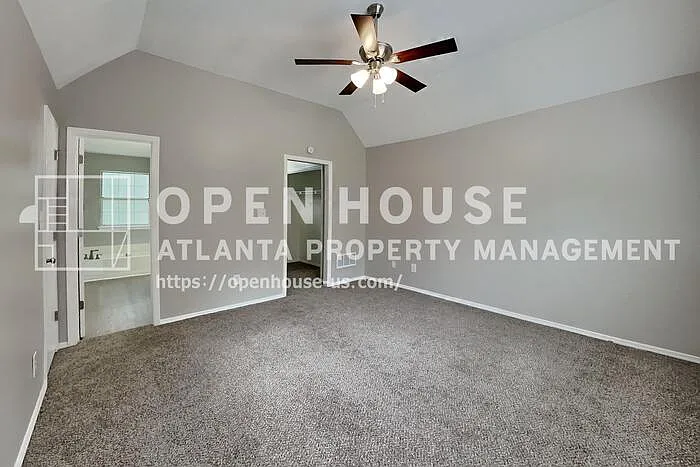 4015 Sharon Woods Dr — Photo 9