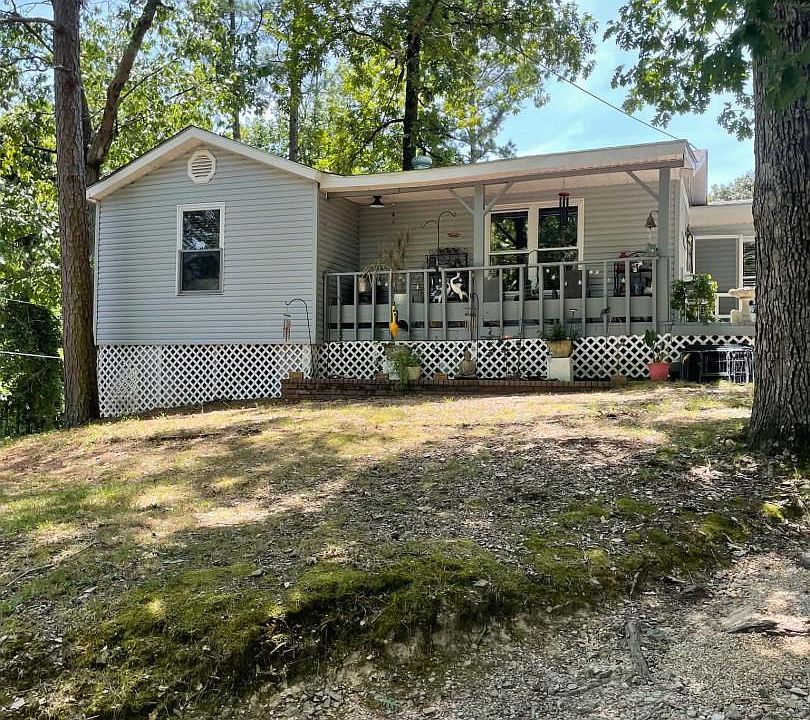 1st image of 215 Mondou Rd