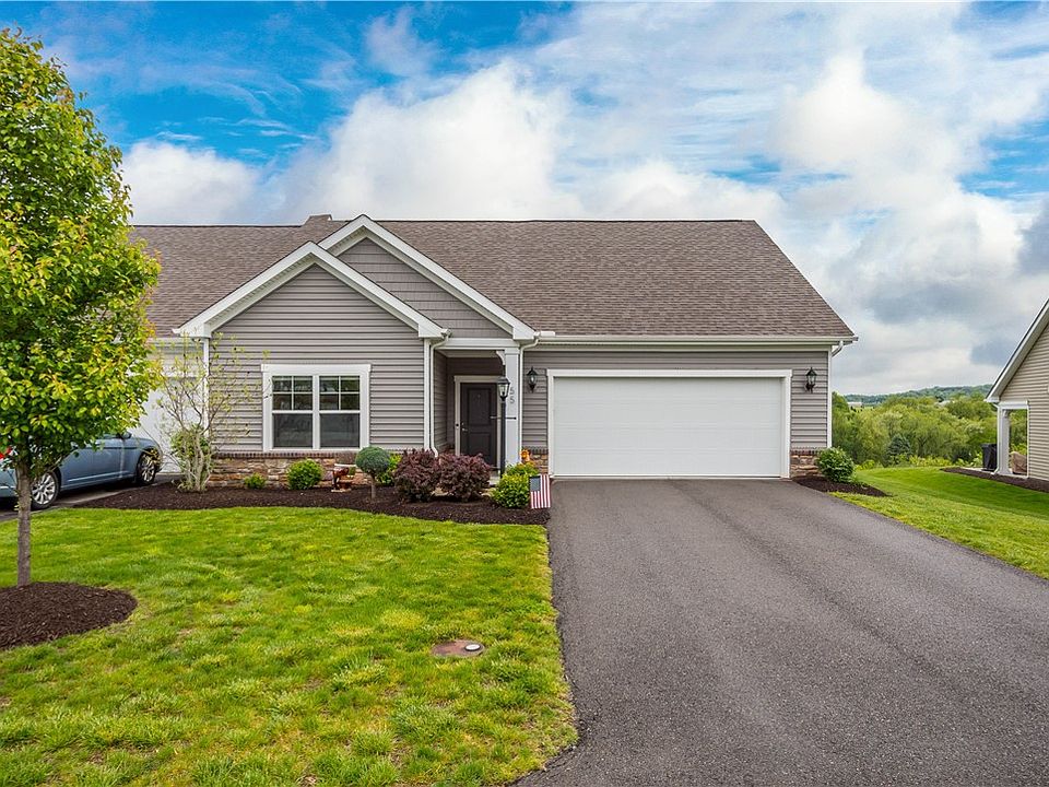 1st image of 55 Hawthorne Dr