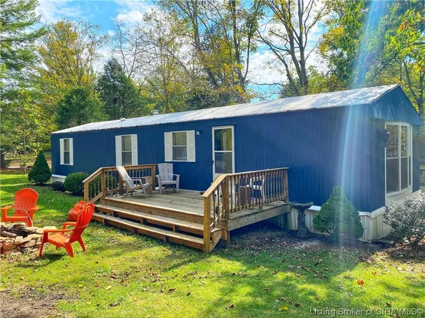 2445 N Dogwood Circle, Eckerty, IN 47116