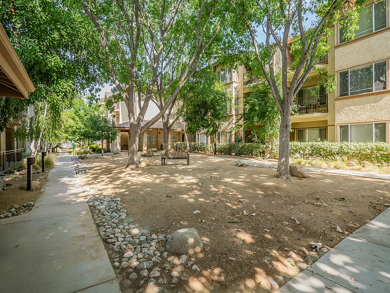 Valley Oaks Village — Photo 47