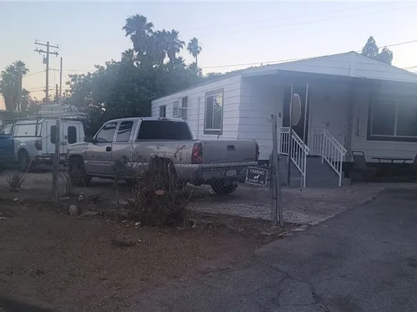 242 Carter Dr, Perris, CA 92570