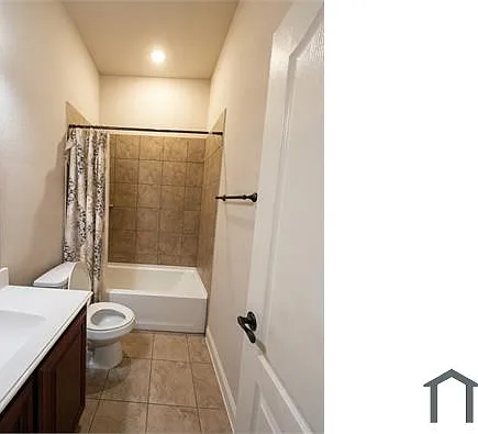 805 Edinburgh Dr — Photo 5