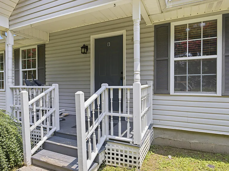 124 Summitt St #124 — Photo 4