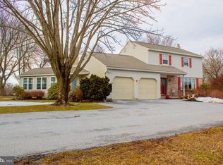 114 Locust Knoll Rd, Downingtown, PA 19335