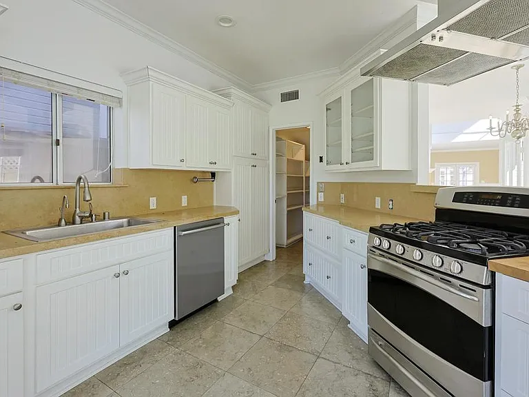 733 H Ave — Photo 27