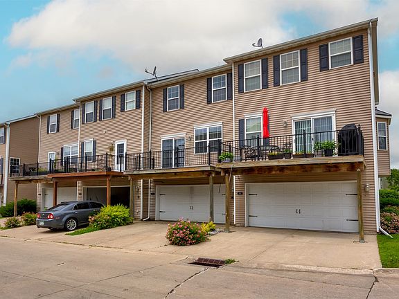 2nd image of 928 NE Kamies Ln