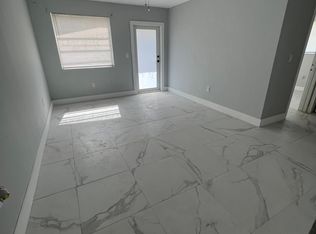 17 SW 81st Ave, Miami, FL 33144